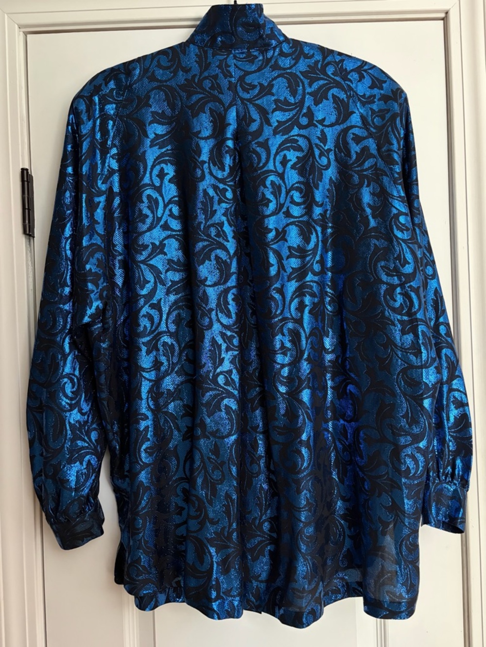 Vintage Escada Silk Blend Oversized Blouse  80s Designer Luxury Metallic Sz 40 - Picture 2 of 10